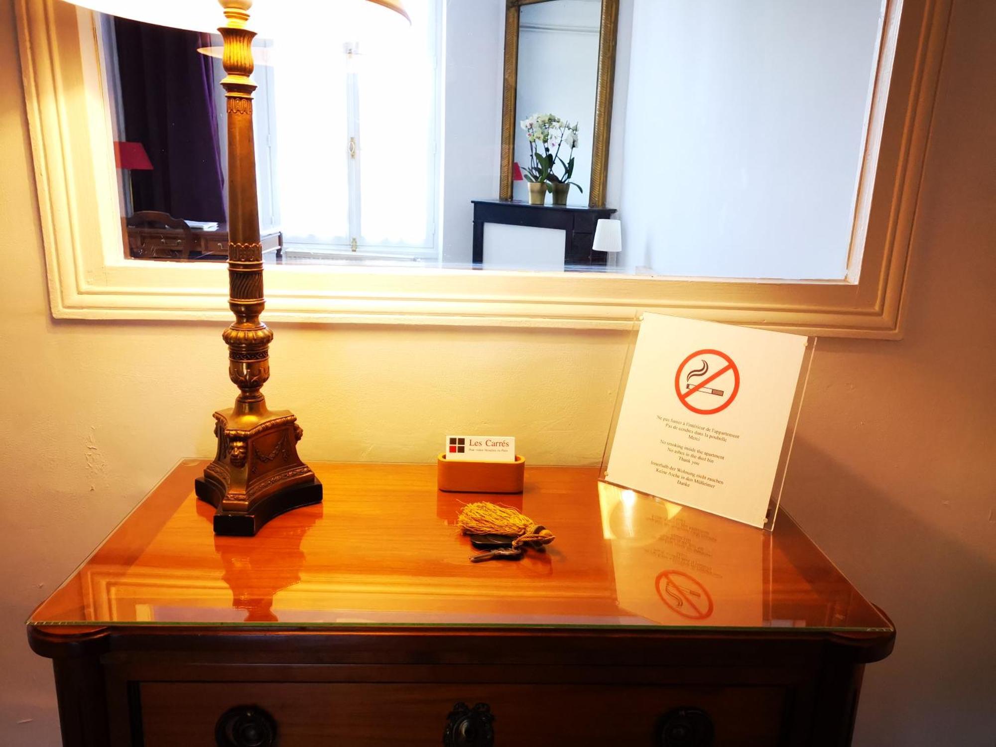 莱斯卡瑞斯酒店 凡尔赛 客房 照片